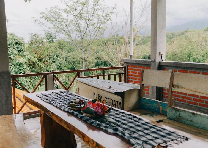 Rumah Kayu * Lovina Beach